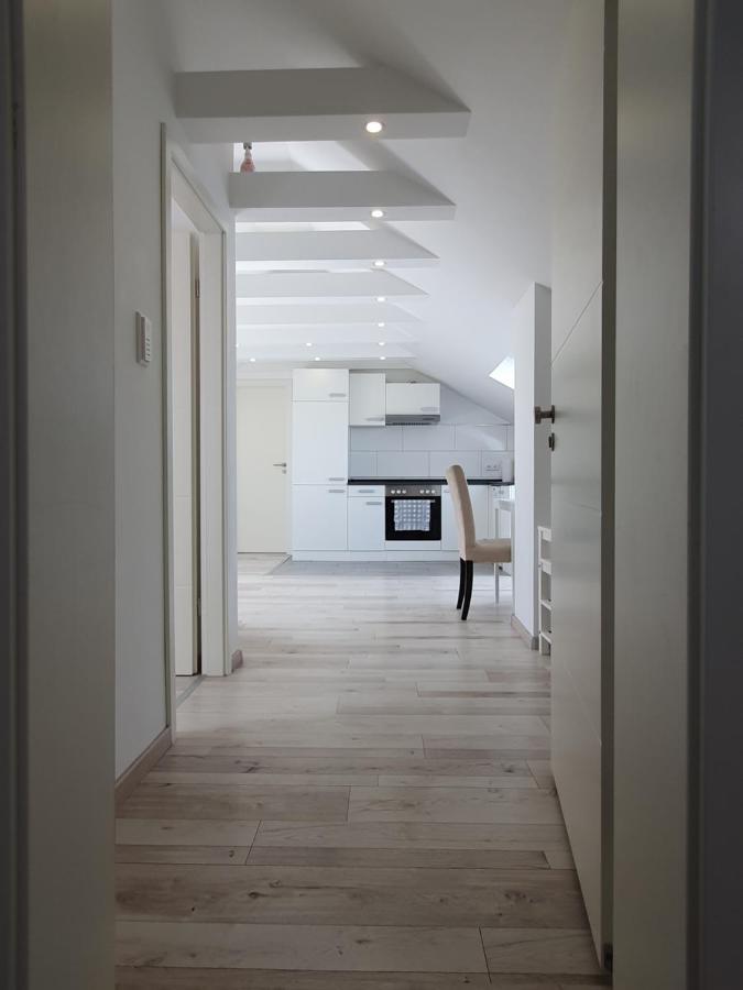 Ruhige Und Moderne 2-Zi. Wohnung Kulsheim Exteriör bild