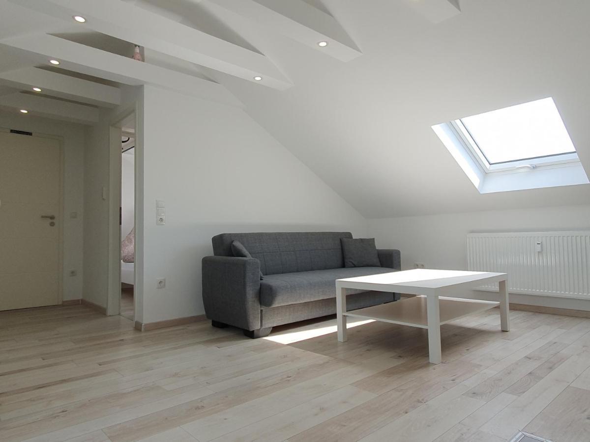 Ruhige Und Moderne 2-Zi. Wohnung Kulsheim Exteriör bild