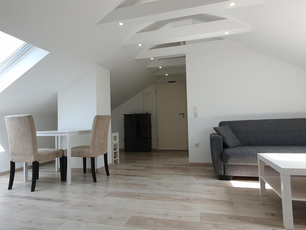 Ruhige Und Moderne 2-Zi. Wohnung Kulsheim Exteriör bild